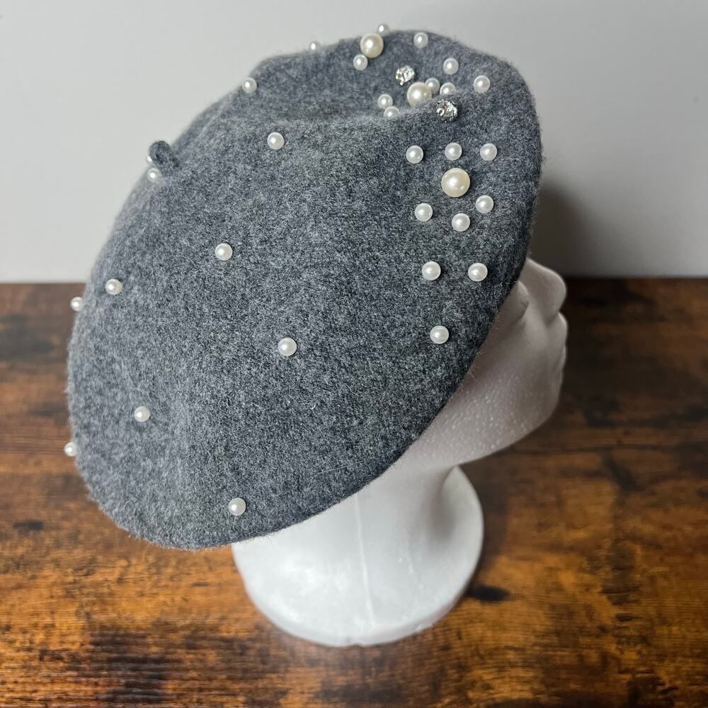 Marcus Adler New York Women's Beret‎ Wool Blend Gray Beaded Pearls & Rhinestones